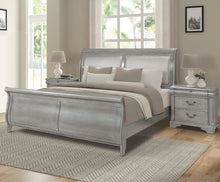 Load image into Gallery viewer, Traditional Styling Bedroom With A Gray Finish With Pewter Overtones Bedroom