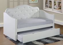 Load image into Gallery viewer, Glamour Style Day Bed
