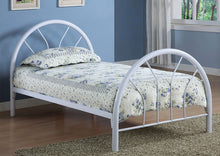 Load image into Gallery viewer, Children Metal Hoop Style Bed In A White Finish
